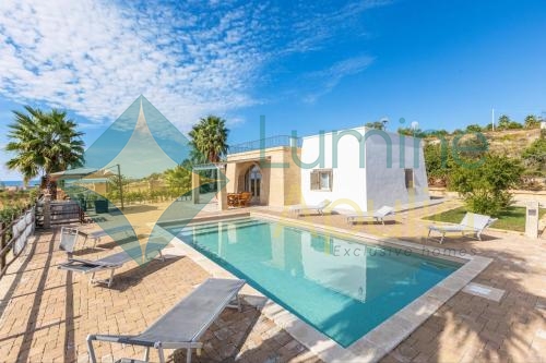 5879492173470829471_121