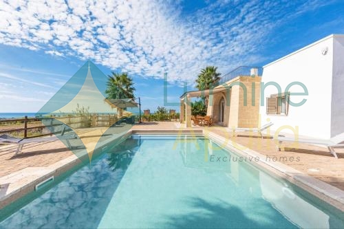 5879492173470829472_121